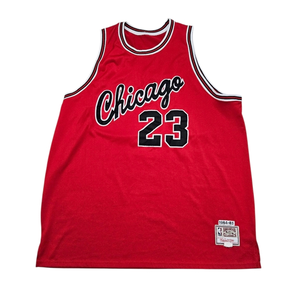 Mitchell & Ness Chicago Bulls Michael Jordan #23 Hardwood Classics Jersey